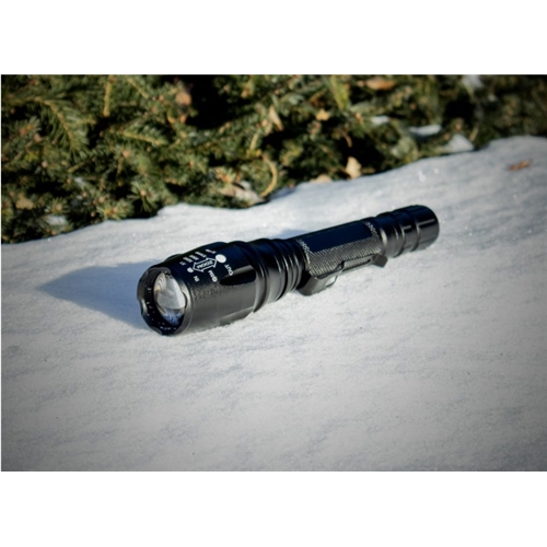 Ficklampa LED m. Zoom 300Lm - Uppladdningsbar, RINAB