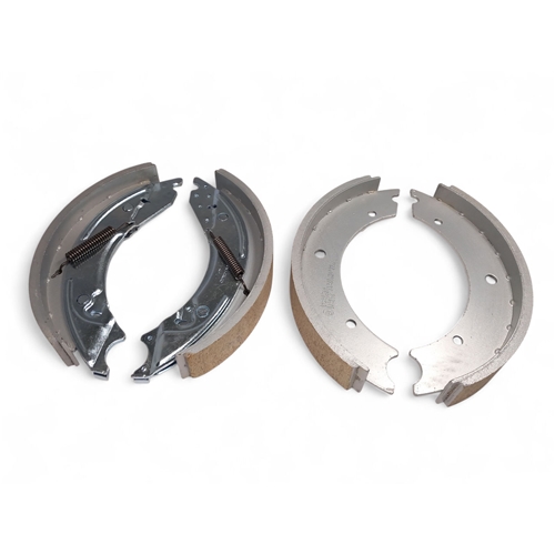 Bromsbacksats Keramisk 250x40 mm (Knott/BPW), reservdelar & tillbehör släpvagn, RINAB